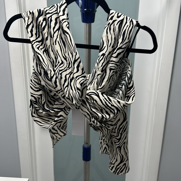 Aakaa palazzo set in size medium (M) - zebra print - Picture 2 of 4